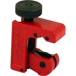 Mini coupe tube 22mm maximum pour plombier