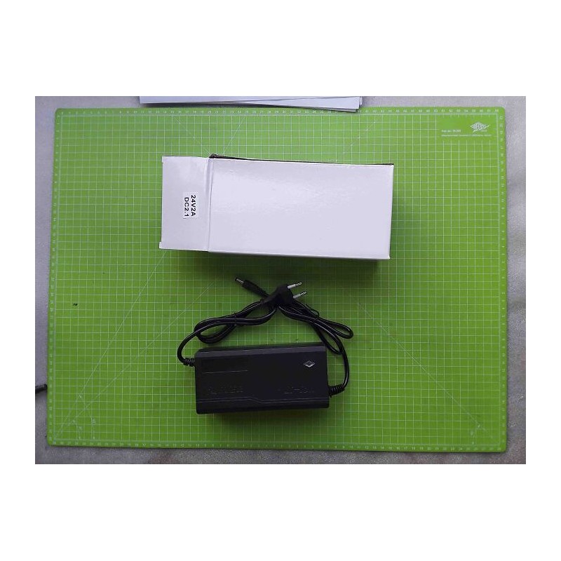 Chargeur de batterie 10009418 pour zipper zi-ewb500li marque Zipper pièce n° 10009418 pour ZI-EWB500LI