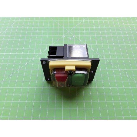 Interrupteur 66,zi-hb254 10006930 pour zipper zi-hb254 marque Zipper pièce numéro 10006930