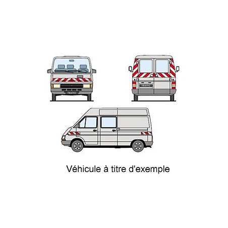 Kit de balisage prédécoupé pour grand véhicule classe B