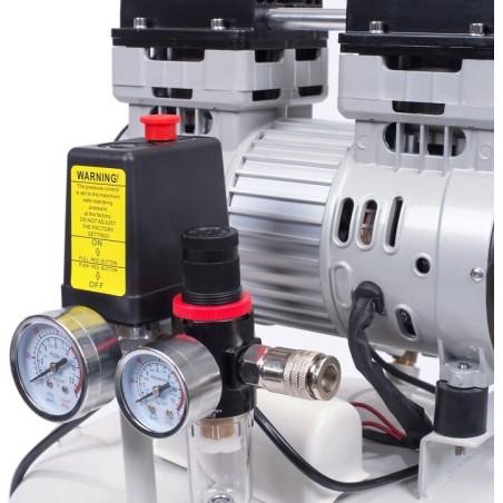 Compresseur d'air 35 litres 750w peu bruyant et sans entretien marque Pneukraft référence PAC035P0750SDD-EU compresseurs silenci